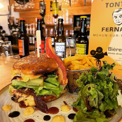 Dégustez nos burgers maison, recettes créatives et gourmandes au Bistro'Quai à St Satur, près de Sancerre (18)